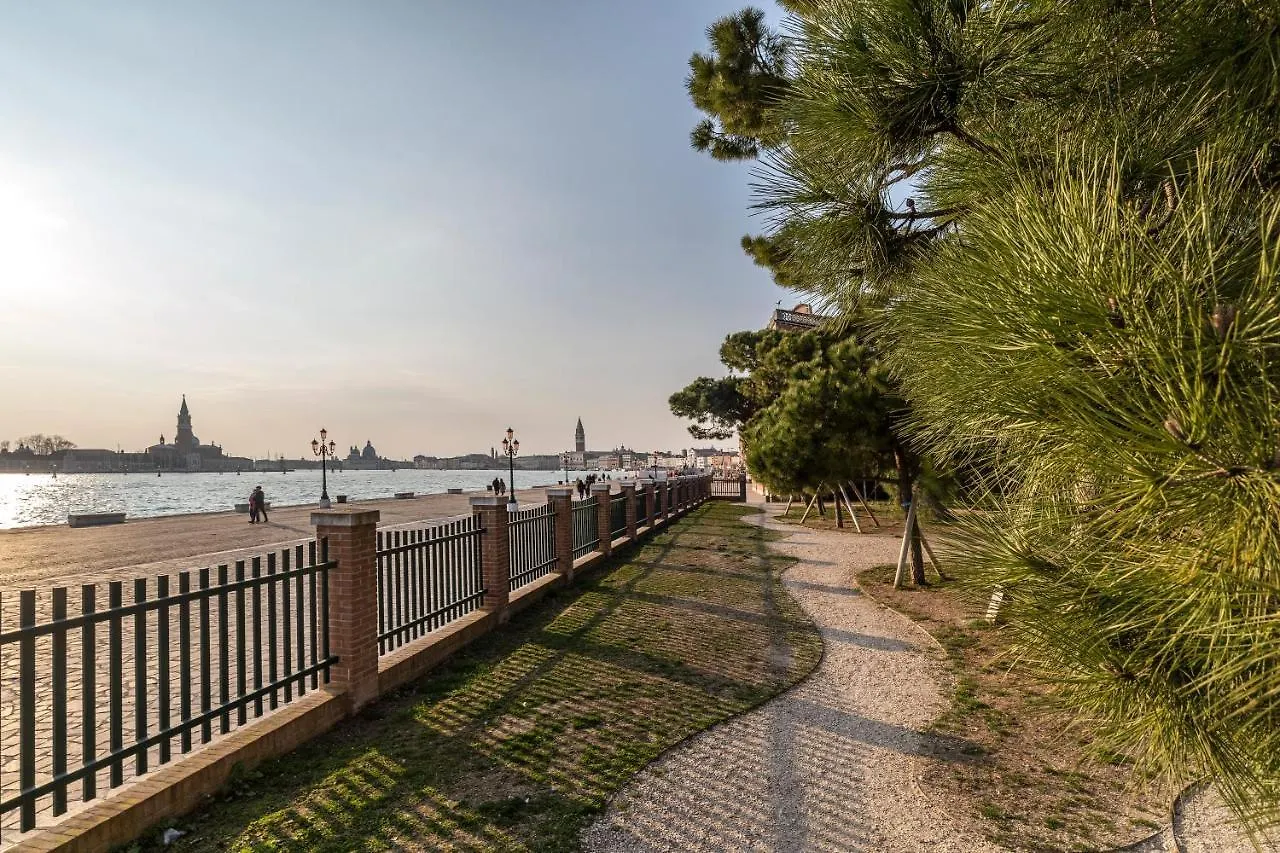 Residenza La Duchessa Deluxe Rooms Venice 0*,