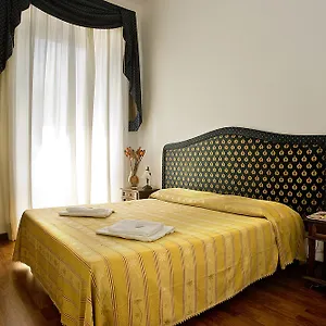 ** Couette-café Sole E Luna Italie
